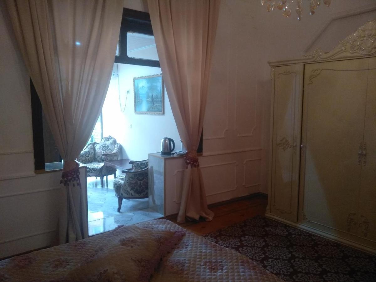 Hotel Royal Кутаїсі Екстер'єр фото
