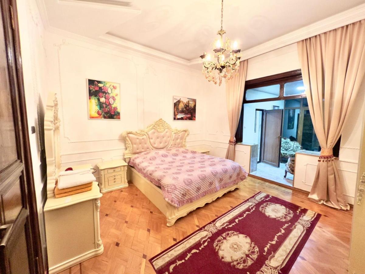 Hotel Royal Кутаїсі Екстер'єр фото