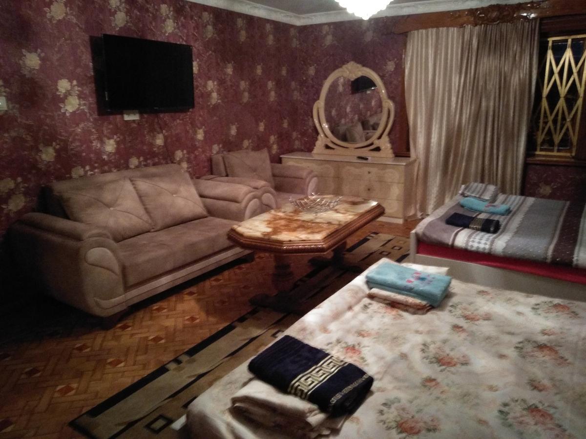 Hotel Royal Кутаїсі Екстер'єр фото